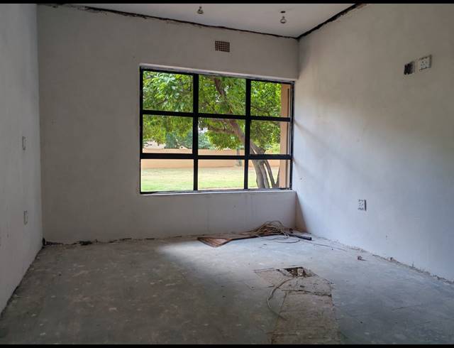 4 BEDROOM HOUSE FOR SALE IN THREE RIVERS PROPER